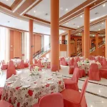 Azz Merida Medea Hotel 