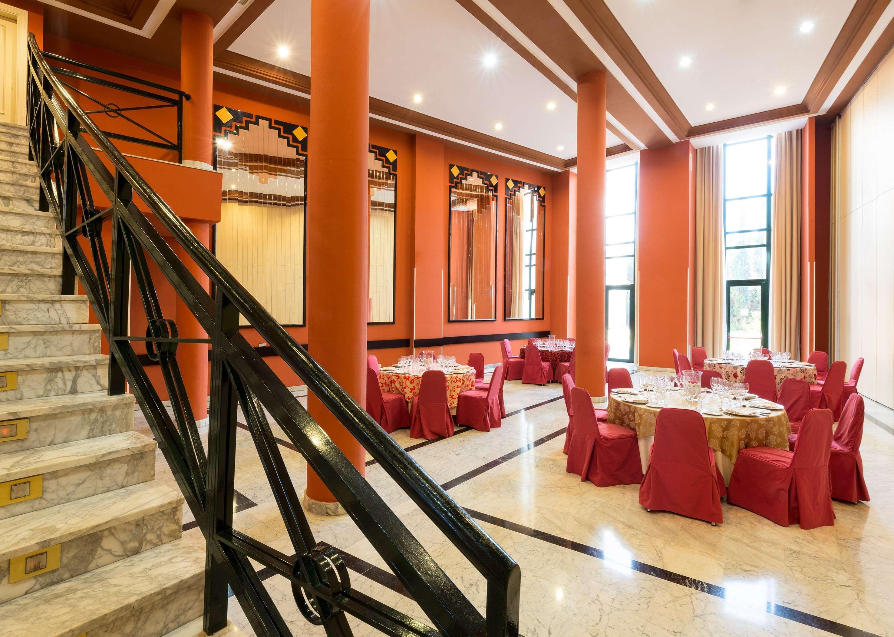 Azz Medea Hotel 4*