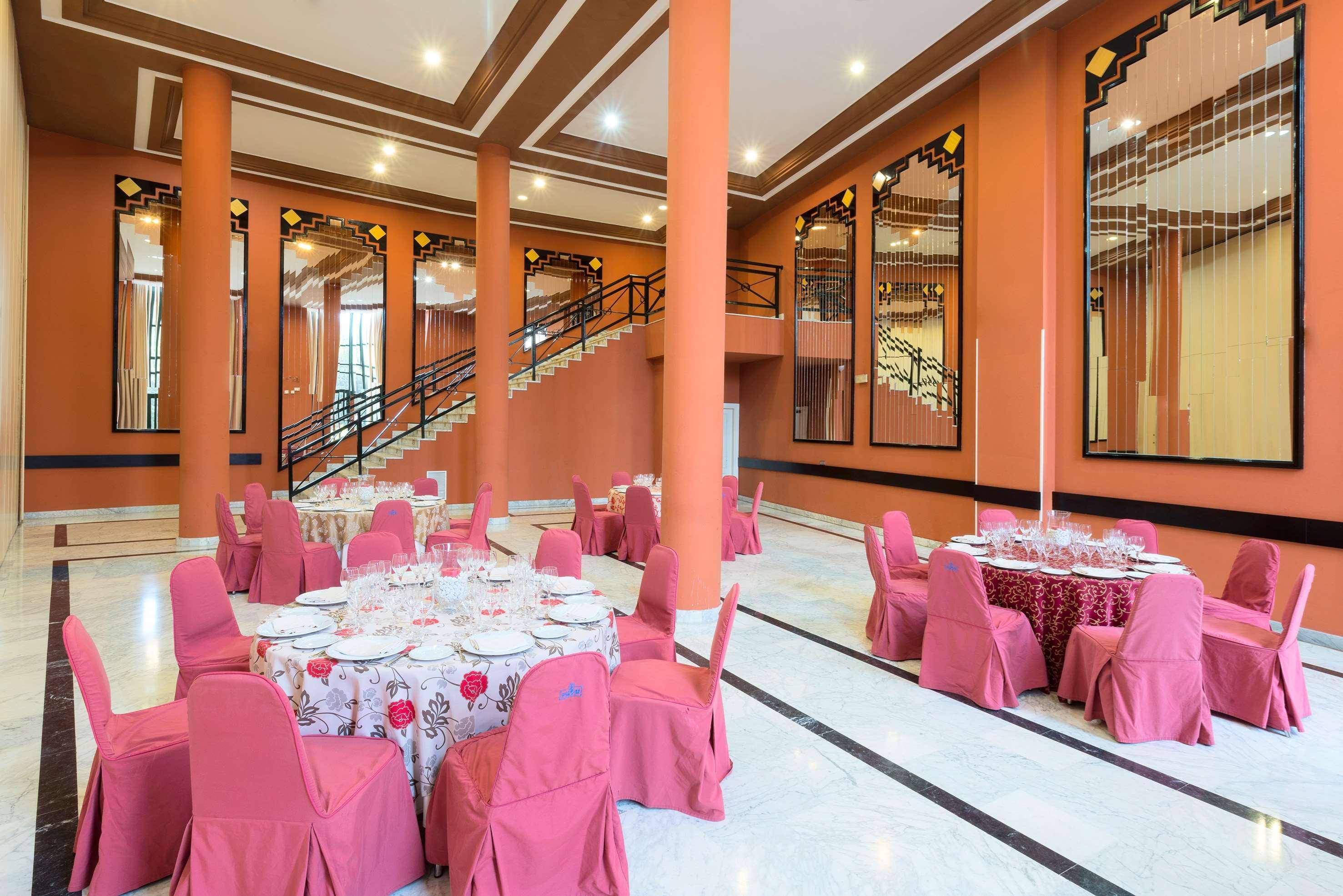 Hotel Azz Medea