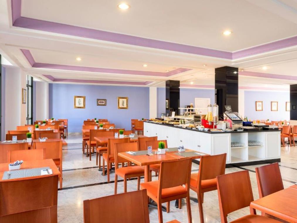Azz Medea Hotel 4*
