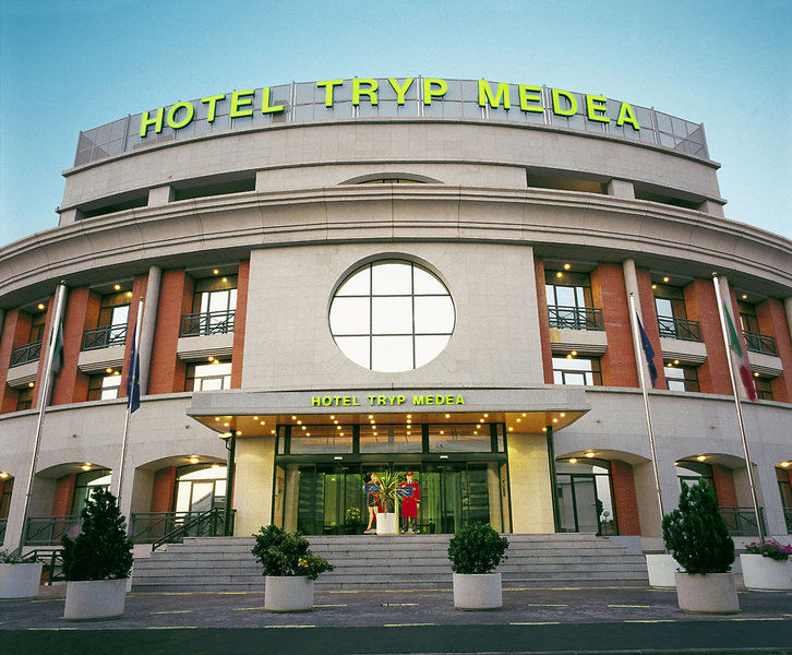 Azz Medea Hotel